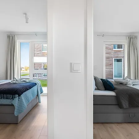 New Port Lounge - Eg, Hafenblick, Terrasse *