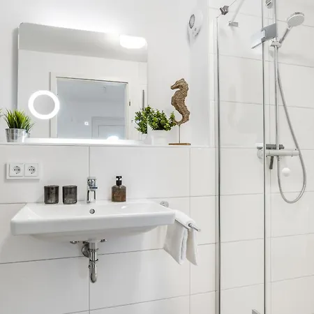 New Port Lounge - Eg, Hafenblick, Terrasse * 奥尔本尼兹