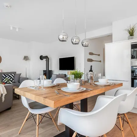 New Port Lounge - Eg, Hafenblick, Terrasse